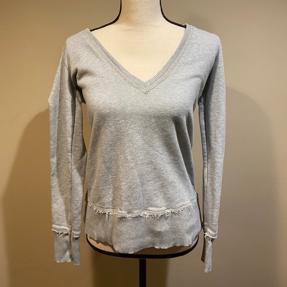 American Eagle Gray V-Neck Pullover Sweatshirt - Picture 2 of 10